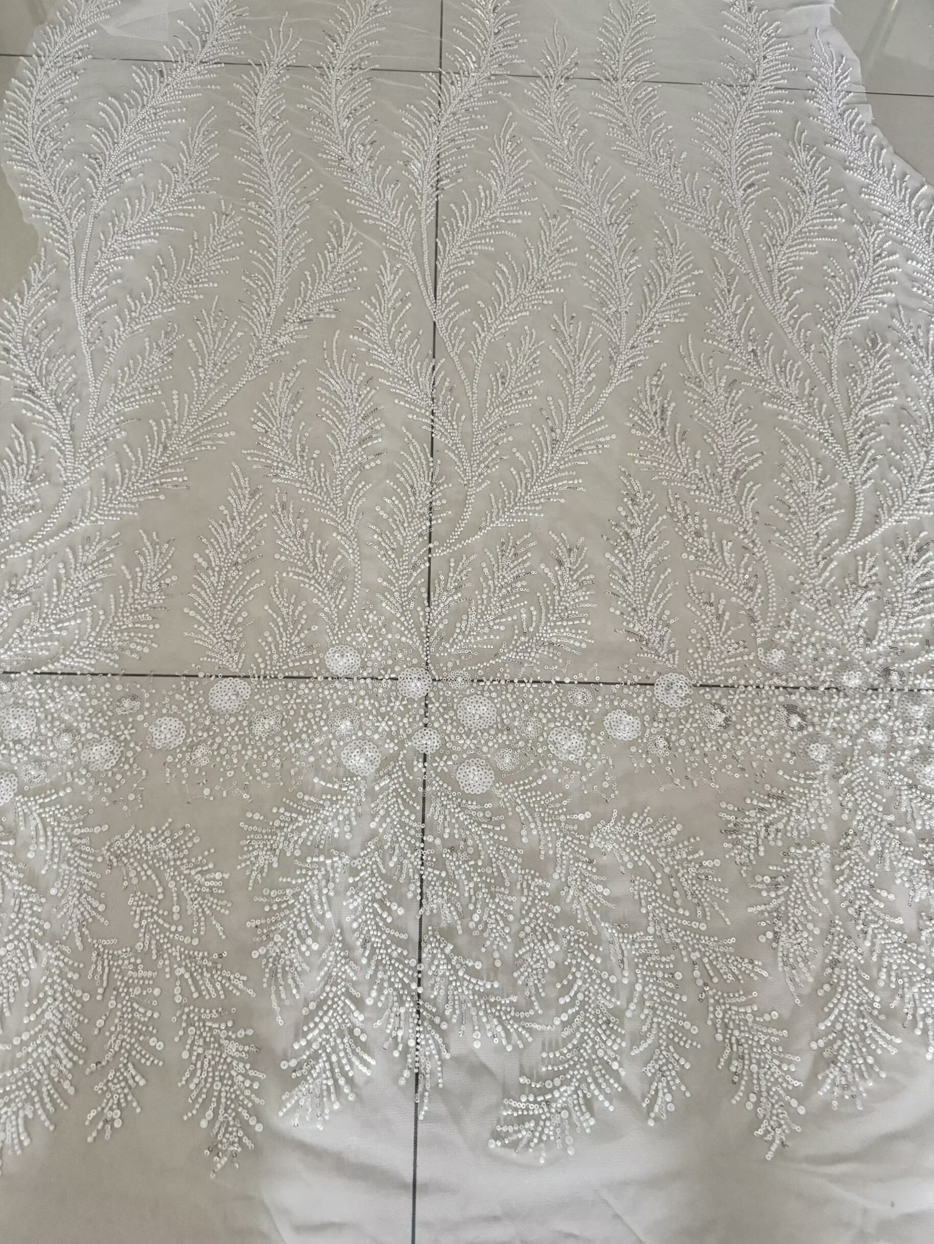 White Beaded Pearl Crystal Seq - огляд і ціна Crystal Mesh Fabric
