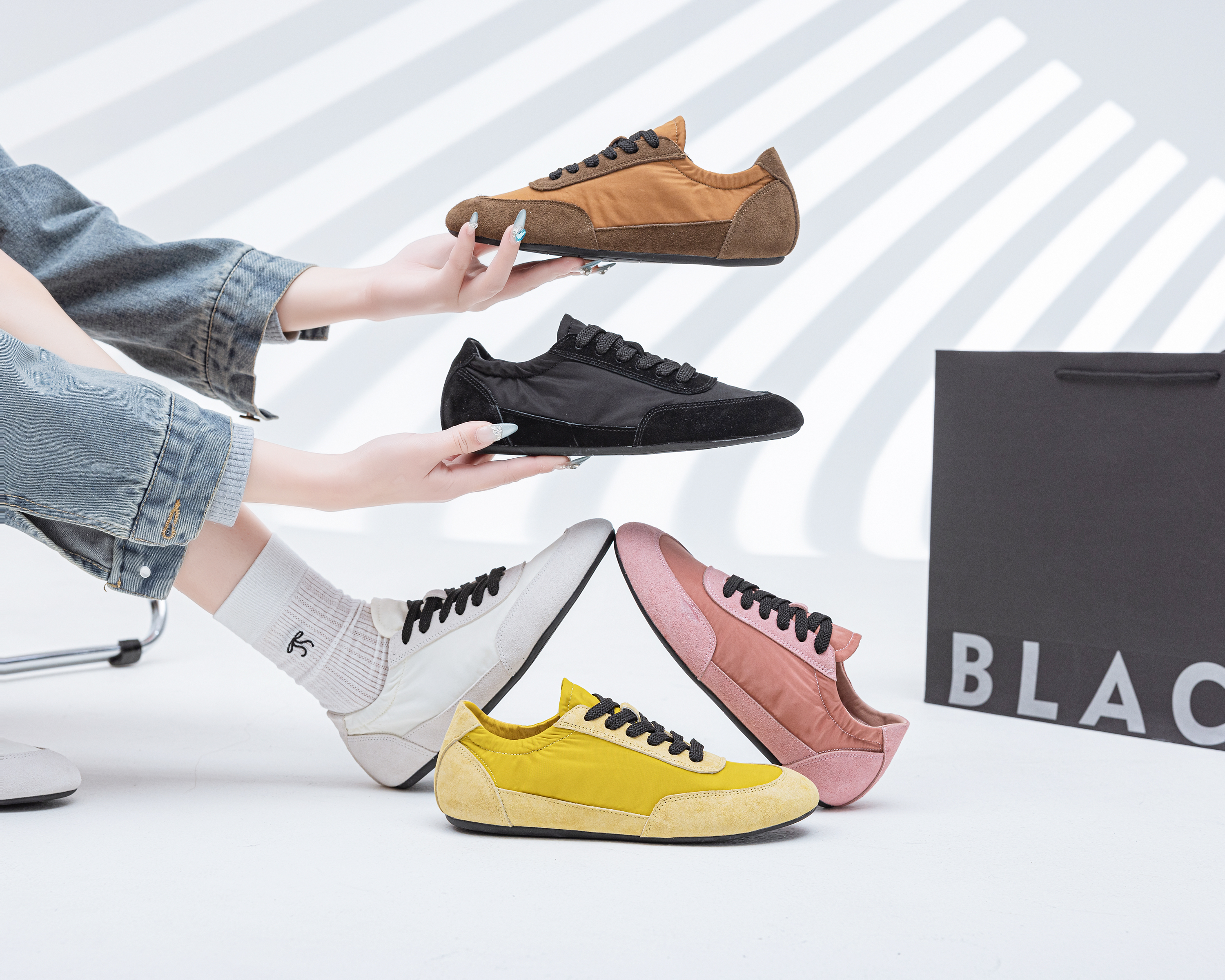 Sneakers for Women Comfortable - огляд і ціна Guipure Lace Panel