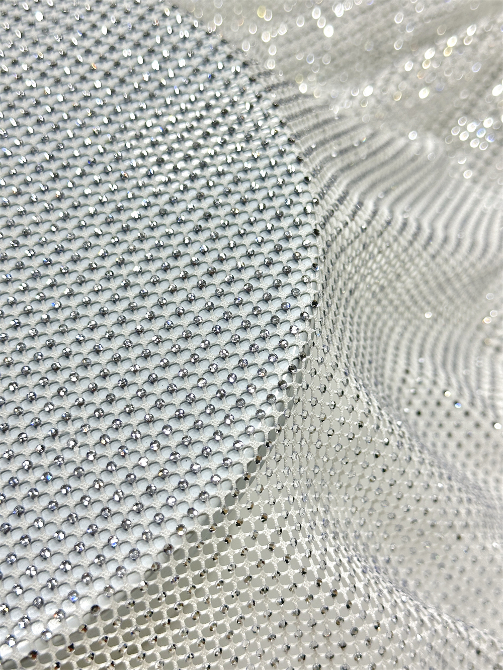 Exquisite Rhinestones Mesh diy - огляд і ціна Crystal Mesh Fabric